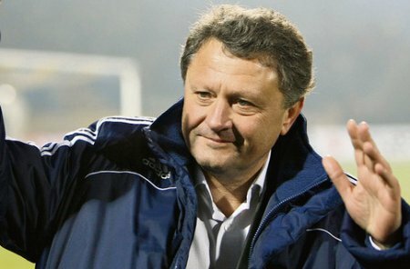 Сборная Украины остаётся без тренера